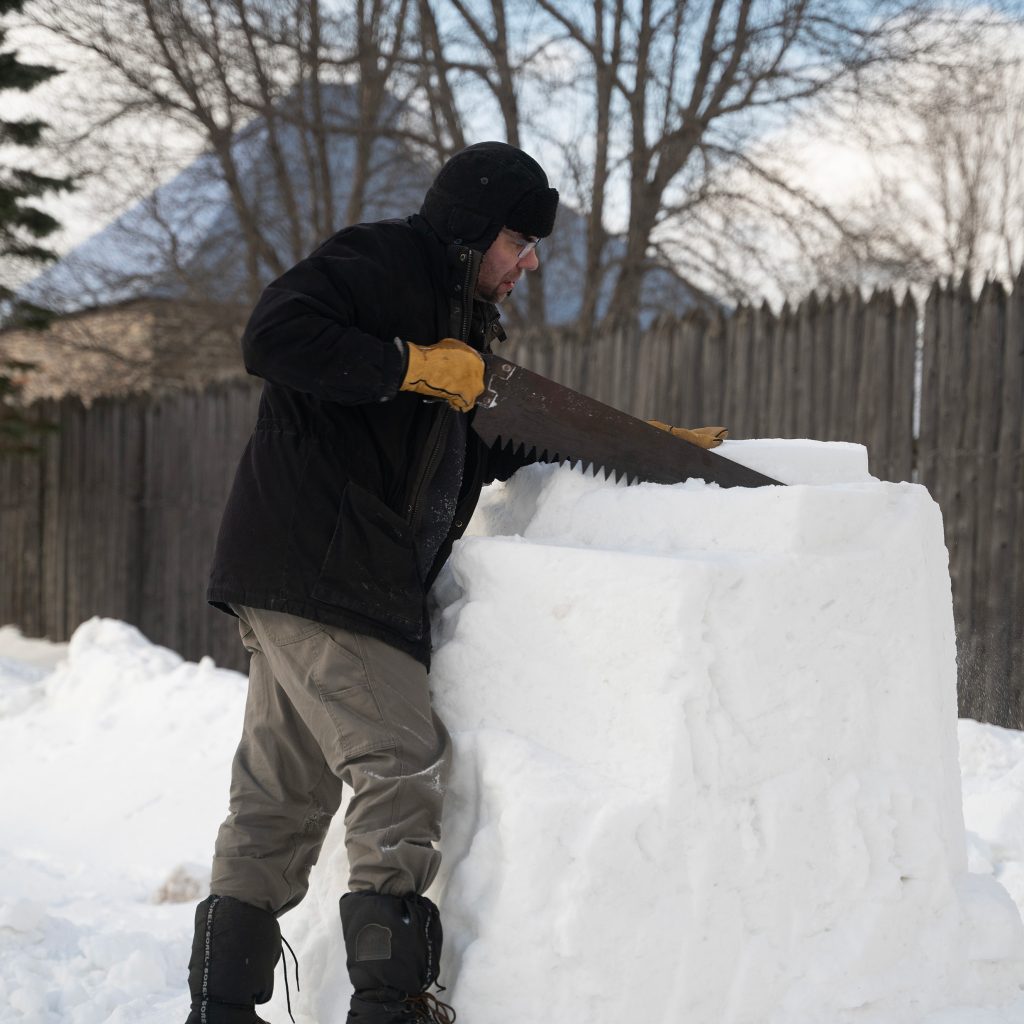 Snow Sculptor
